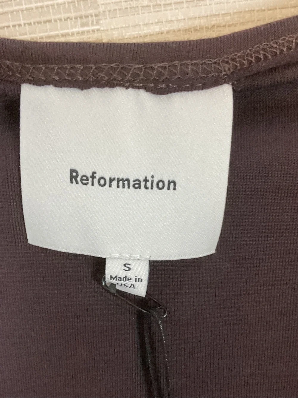 Reformation Women's Long Sleeve Emi Knit Ruched Top Black Currant NWT Small - Picture 2 of 8